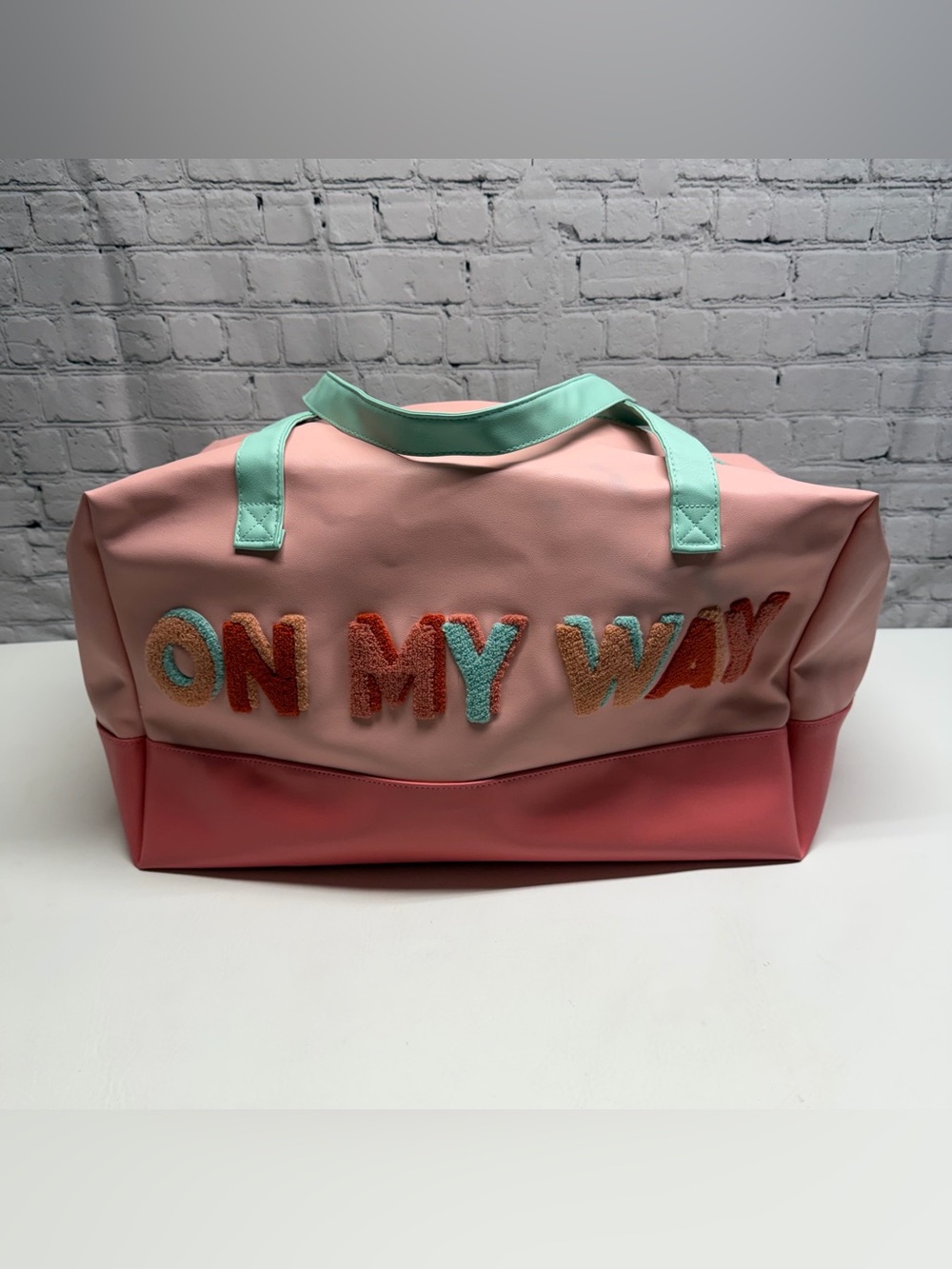 Jadelynn Brooke Pink & Mint 'On My Way' Travel duffle bag